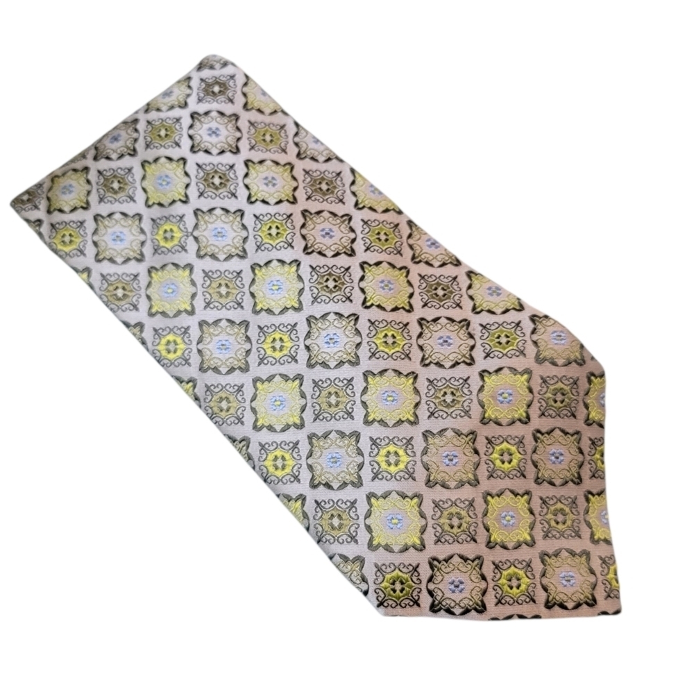 Geoffrey Beene 100% Silk Silver Blue Moss Lime Medallions Tie